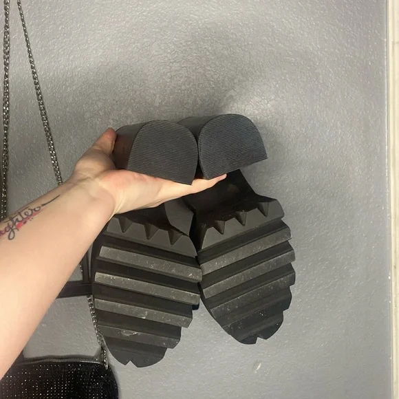 RARE Jeffrey Campbell tiona platform - Picture 4 of 7